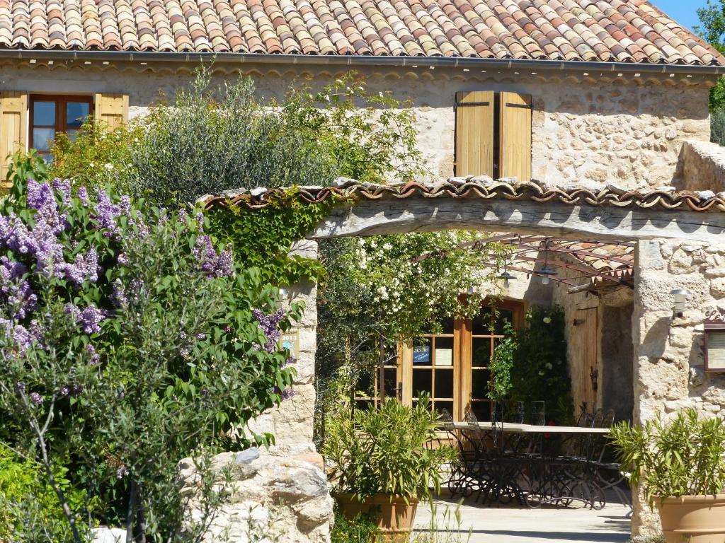 La Ferme Du Petit Segries Bed And Breakfast มูสติเยร์-แซ็งต์-มารี ภายนอก รูปภาพ