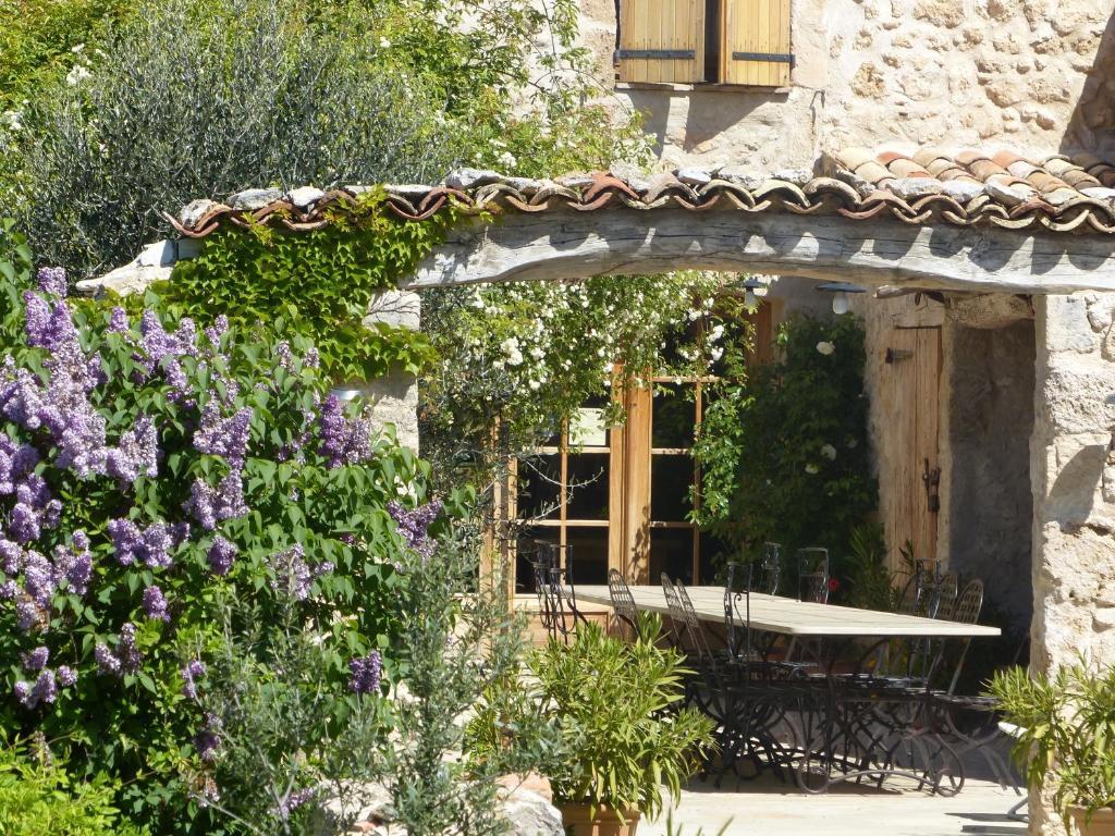 La Ferme Du Petit Segries Bed And Breakfast มูสติเยร์-แซ็งต์-มารี ภายนอก รูปภาพ